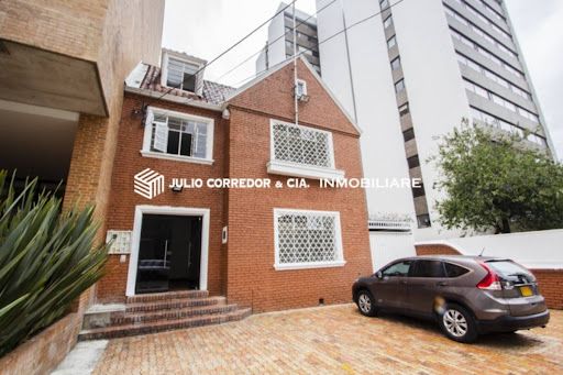 Casa en arriendo Cundinamarca Bogotá El Nogal 856 m2 Habitaciones 20 Baños 10 Garajes 21 Precio $35000000
