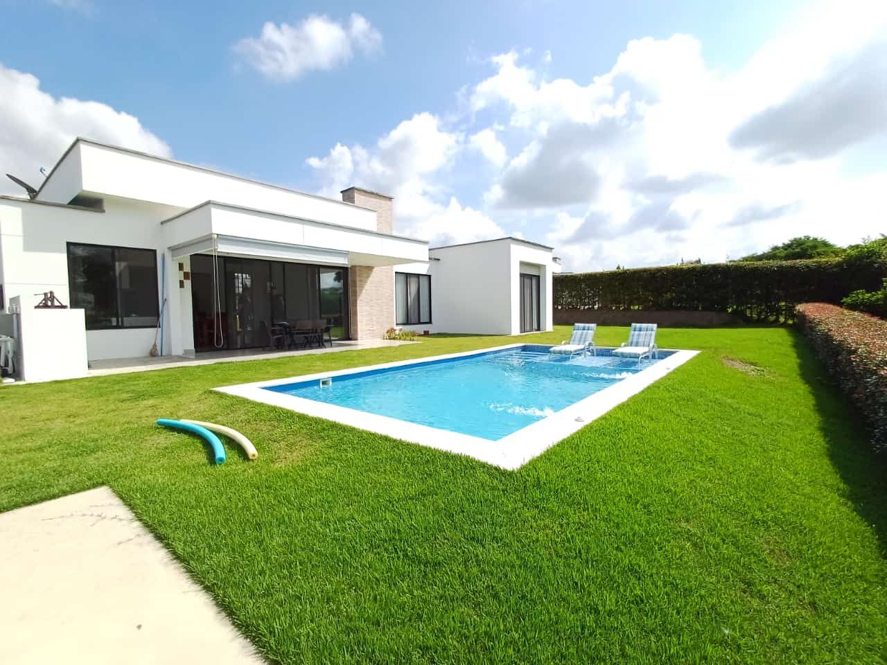 Casa en venta Risaralda Pereira Pereira 213 m2 Habitaciones 3 Baños 3 Garajes 2 Precio $1700000000