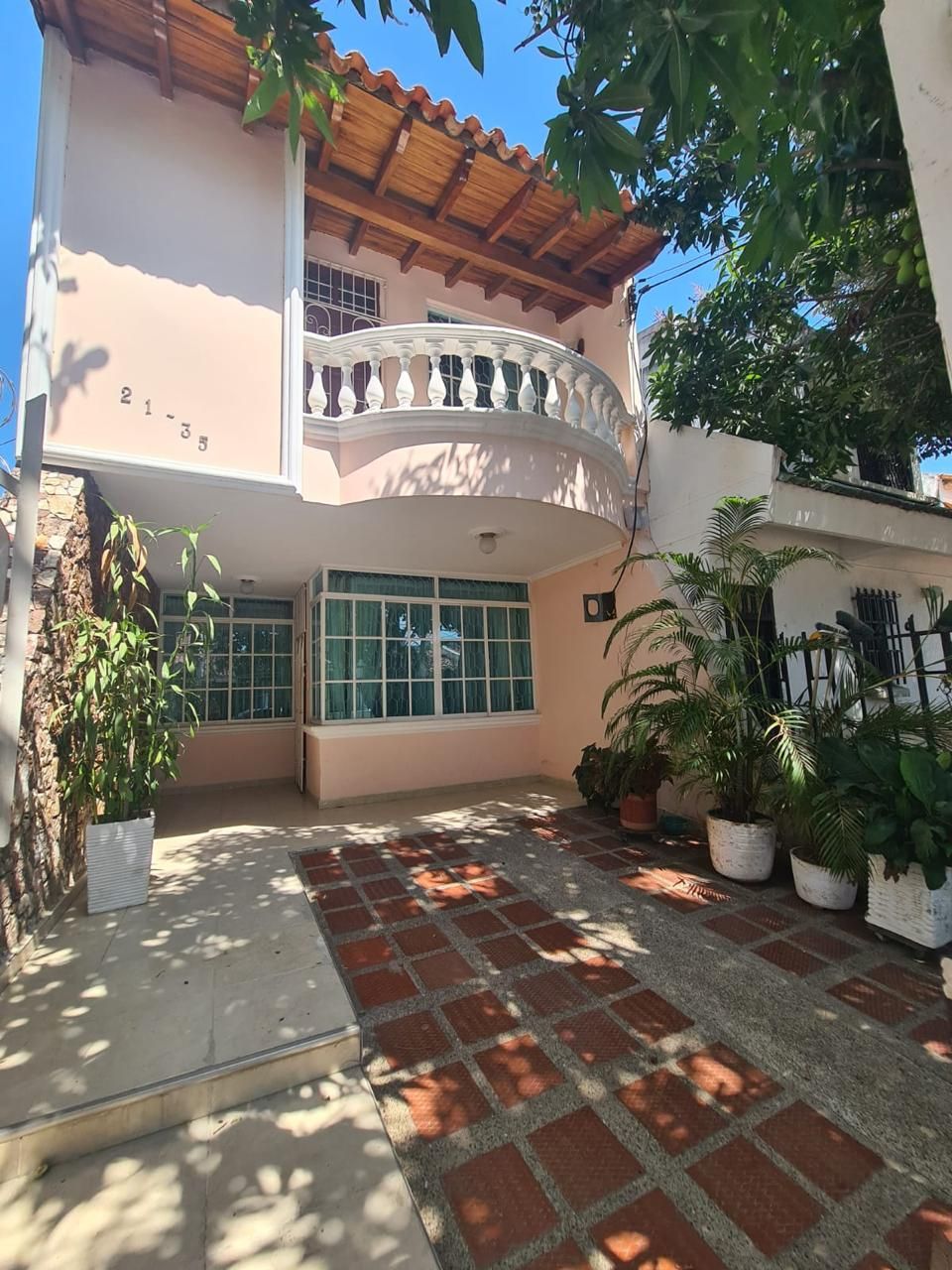 Casa en venta Magdalena Santa Marta Jardin 207 m2 Habitaciones 3 Baños 3 Garajes 2 Precio $550000000