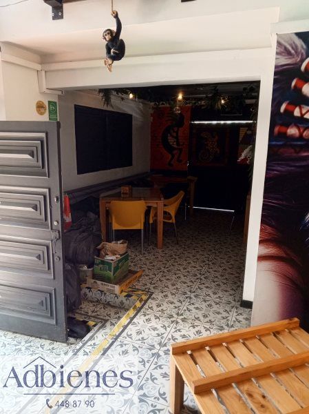 Local en arriendo Antioquia Medellín Florida Nueva 180 m2 Habitaciones 0 Baños 2 Garajes 0 Precio $11000000