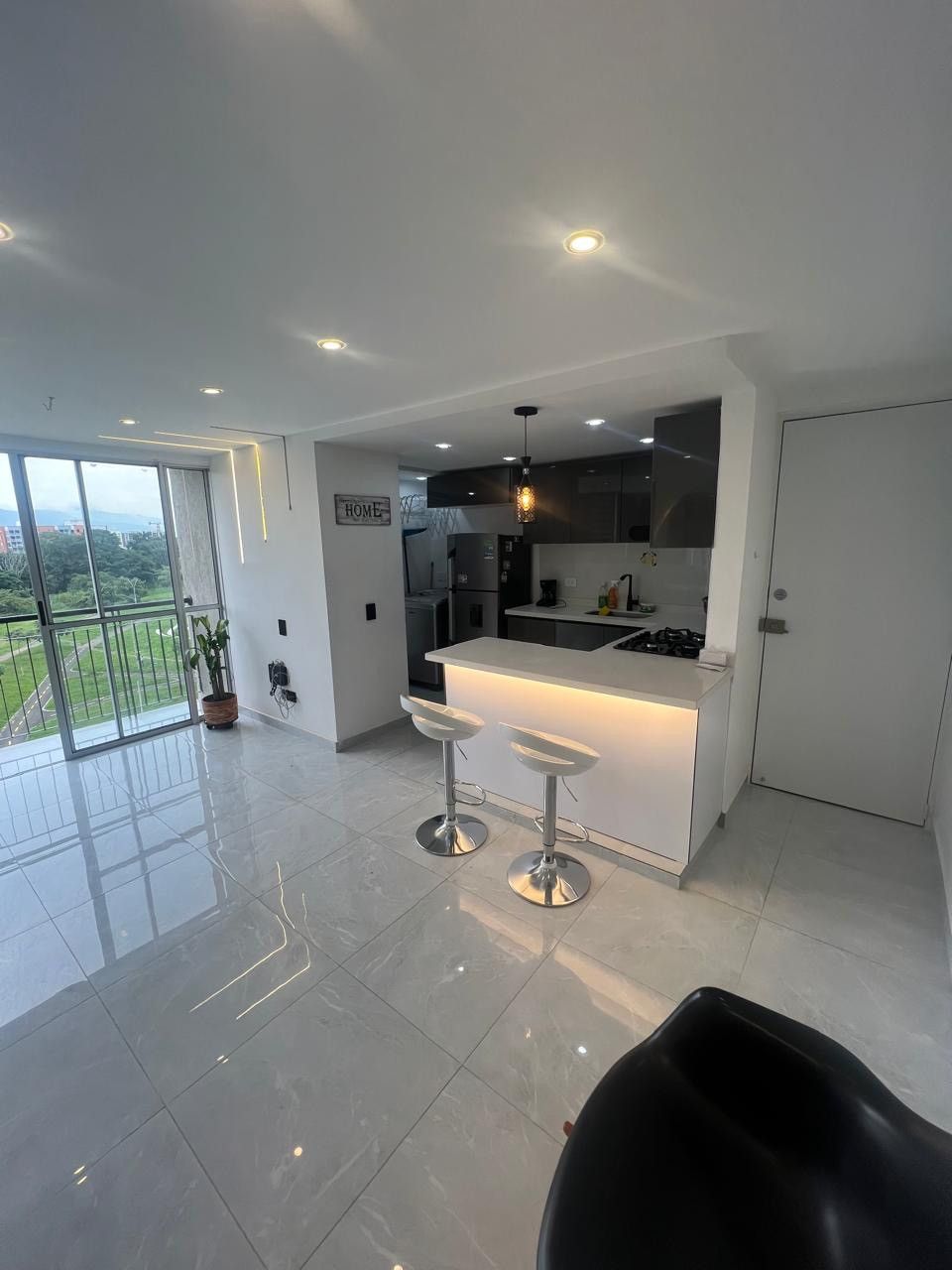 Apartamento en venta Valle Del Cauca Cali La Base 67 m2 Habitaciones 2 Baños 2 Garajes 1 Precio $278000000