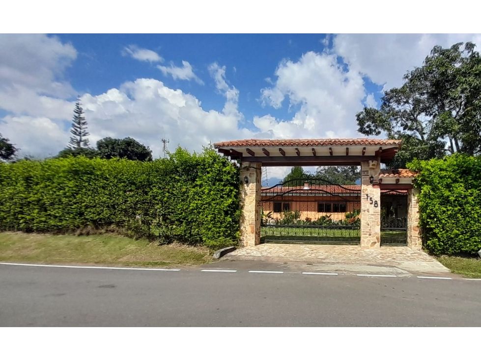 Casa Campestre en venta Valle Del Cauca Jamundí Cn Campestre Las Mercedes 476 m2 Habitaciones 4 Baños 4 Garajes 4 Precio $1970000000