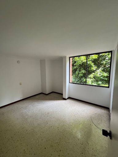 Apartamento en venta Antioquia Medellín El Diamante No2 121 m2 Habitaciones 4 Baños 2 Garajes 3 Precio $695000000