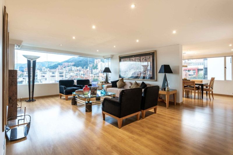 Apartamento en arriendo Cundinamarca Bogotá El Nogal 235 m2 Habitaciones 2 Baños 3 Garajes 2 Precio $14589000