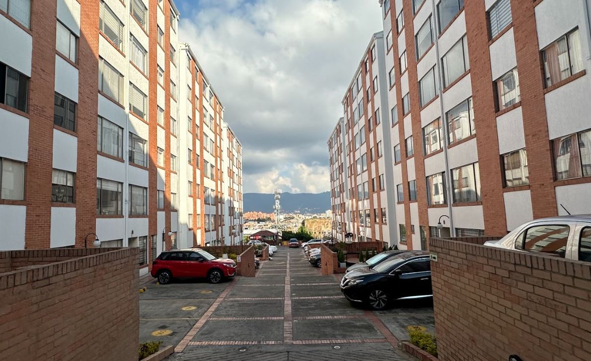Apartamento en venta Cundinamarca Bogotá Cjr Laderas De Gratamira 64 m2 Habitaciones 3 Baños 2 Garajes 1 Precio $340000000