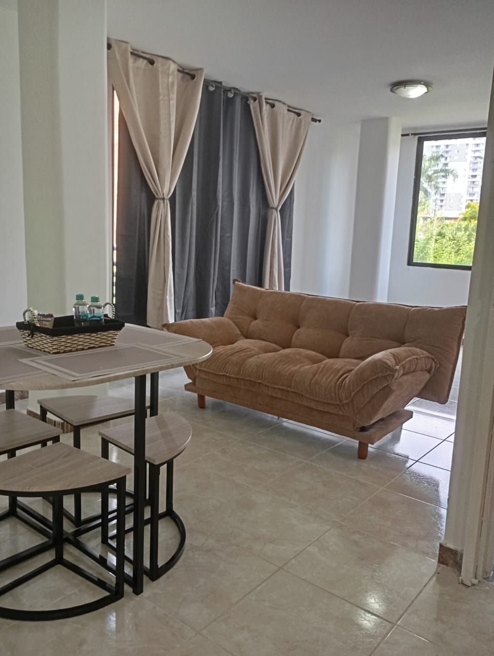 Apartamento en arriendo Valle Del Cauca Cali Lili 56 m2 Habitaciones 1 Baños 2 Garajes 0 Precio $1300000