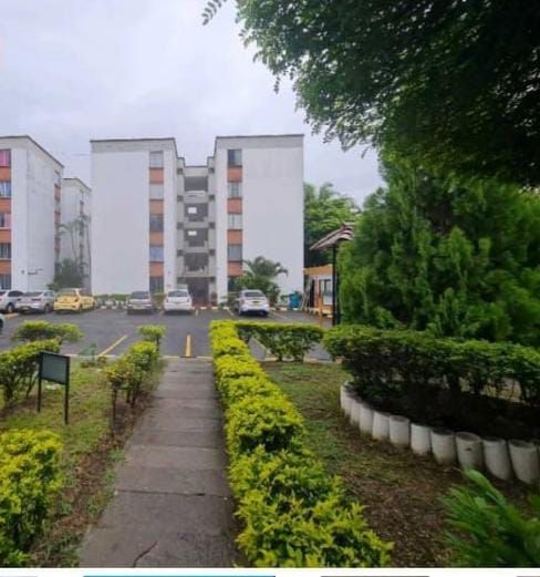 Apartamento en venta Valle Del Cauca Cali Torres De Confandi 48 m2 Habitaciones 3 Baños 1 Garajes 0 Precio $128000000