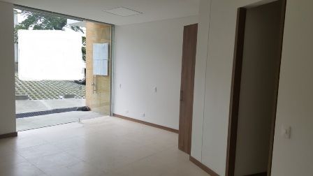 Local en venta Caldas Manizales Palermo 34 m2 Habitaciones 0 Baños 1 Garajes 0 Precio $340000000