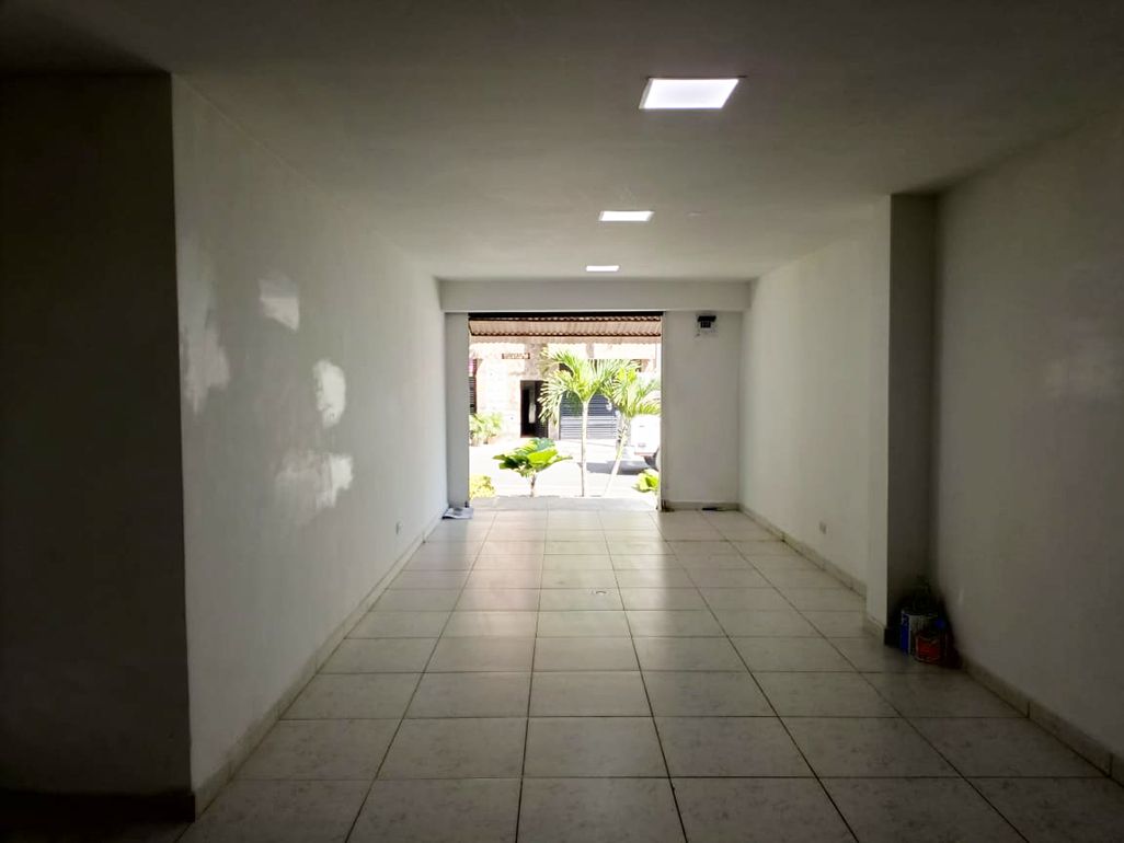 Local en arriendo Antioquia Medellín Rosales 50 m2 Habitaciones 0 Baños 1 Garajes 0 Precio $2350000