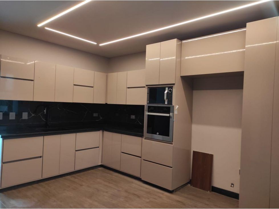 Casa en venta Antioquia Rionegro San Antonio 206 m2 Habitaciones 3 Baños 3 Garajes 2 Precio $1200000000