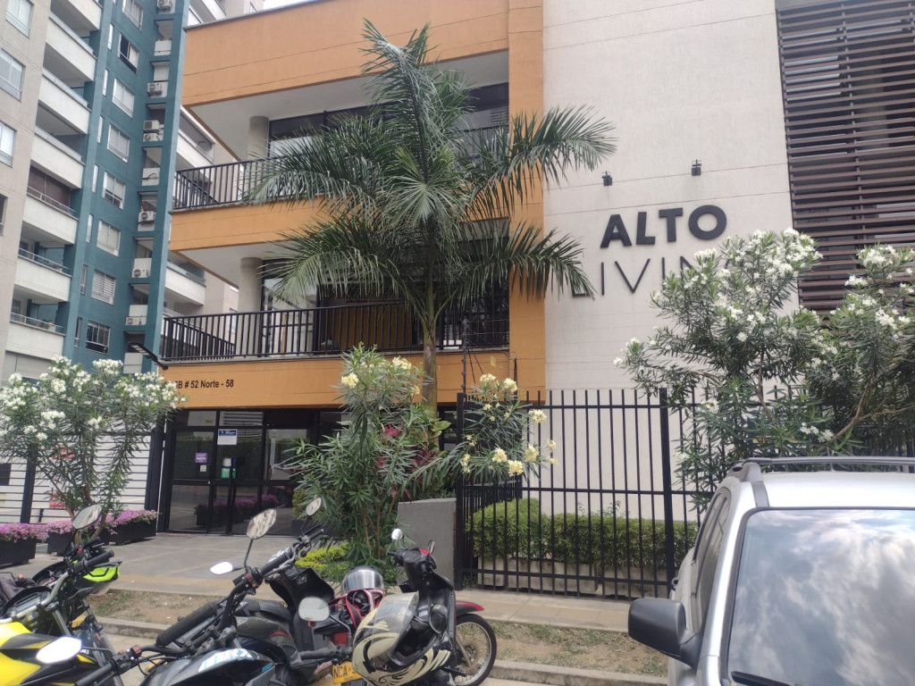 Apartaestudio en arriendo Valle Del Cauca Cali Conjunto Residencial Patios De La Flora 45 m2 Habitaciones 1 Baños 1 Garajes 0 Precio $1600000