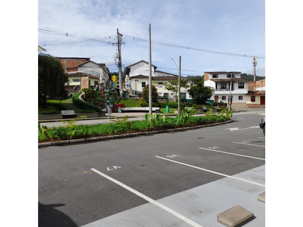 Local en arriendo Antioquia El Retiro El Retiro 18 m2 Habitaciones 0 Baños 0 Garajes 0 Precio $3300000