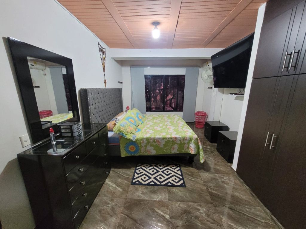 Edificio en venta Valle Del Cauca Cali Cristóbal Colón 650 m2 Habitaciones 20 Baños 11 Garajes 0 Precio $950000000