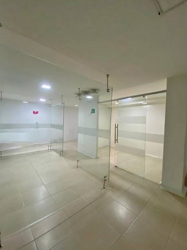 Oficina en arriendo Antioquia Medellín Suramericana 45 m2 Habitaciones 0 Baños 1 Garajes 0 Precio $2350000