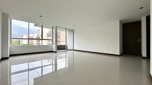 Apartamento en arriendo Antioquia Envigado Bosques De Zúñiga 120 m2 Habitaciones 3 Baños 3 Garajes 1 Precio $4400000