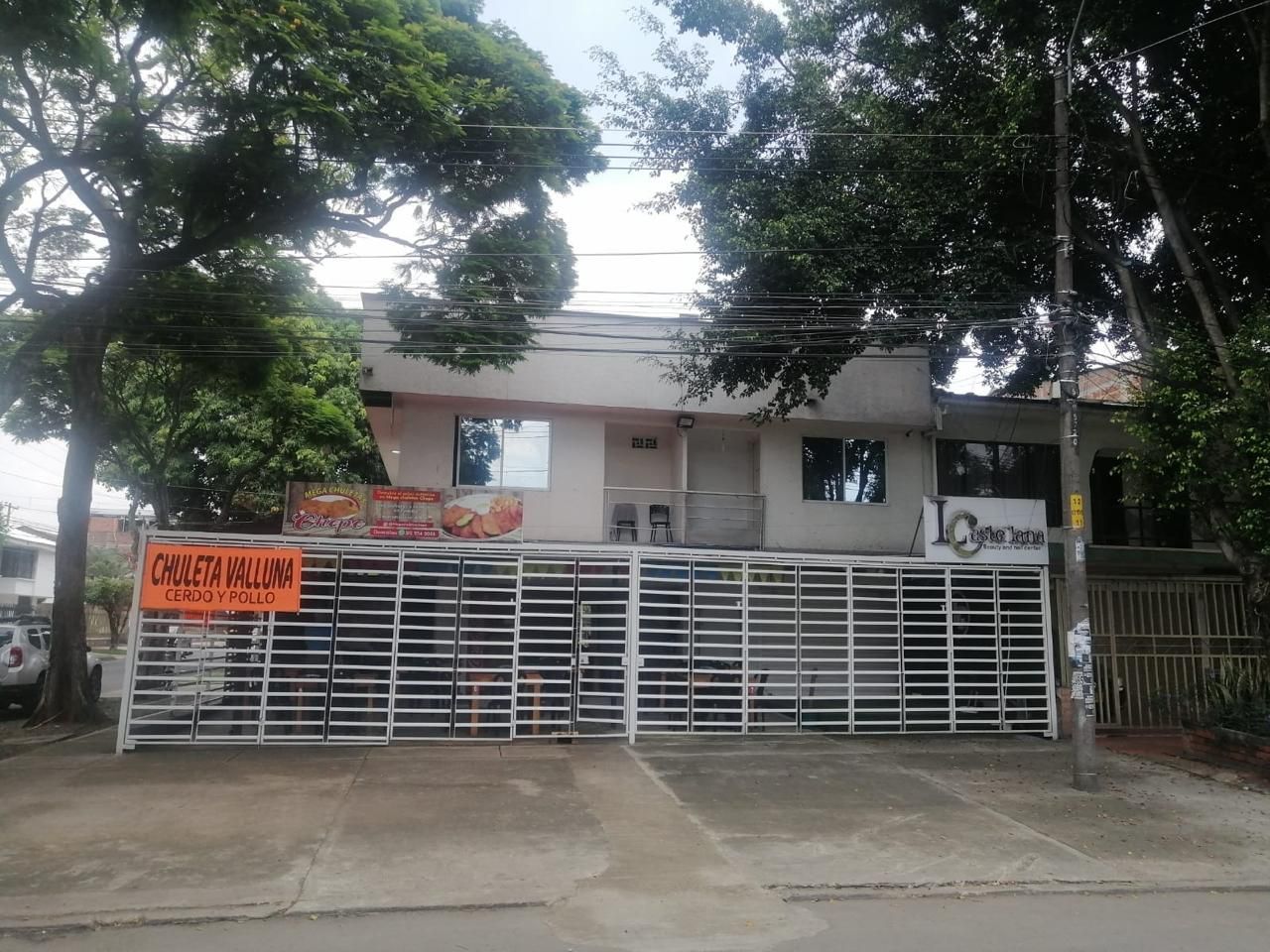 Casa en venta Valle Del Cauca Cali Militar 260 m2 Habitaciones 3 Baños 3 Garajes 0 Precio $790000000