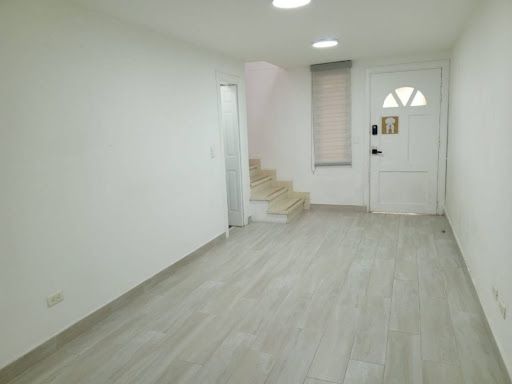 Casa en arriendo Antioquia Envigado Loma Del Barro 200 m2 Habitaciones 3 Baños 3 Garajes 3 Precio $5500000