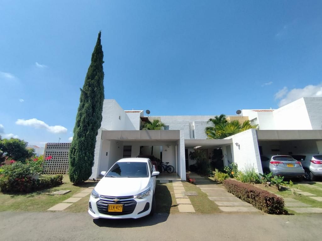 Casa en venta Valle Del Cauca Jamundí Jamundí 362 m2 Habitaciones 4 Baños 4 Garajes 4 Precio $850000000