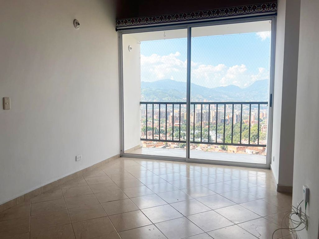 Apartamento en arriendo o venta Antioquia Envigado La Inmaculada 61 m2 Habitaciones 3 Baños 2 Garajes 1 Precio venta $390000000 Precio arriendo $2550000