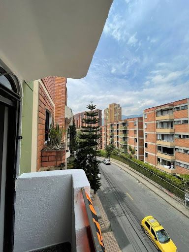 Casa en arriendo Antioquia Medellín Calasanz Parte Alta 215 m2 Habitaciones 4 Baños 4 Garajes 1 Precio $4550000