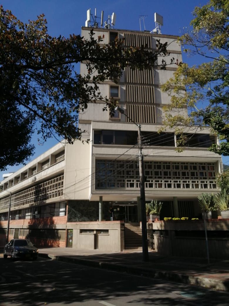 Oficina en arriendo Cundinamarca Bogotá Cr Aticos De Monterrey 134 m2 Habitaciones 0 Baños 3 Garajes 0 Precio $4000000