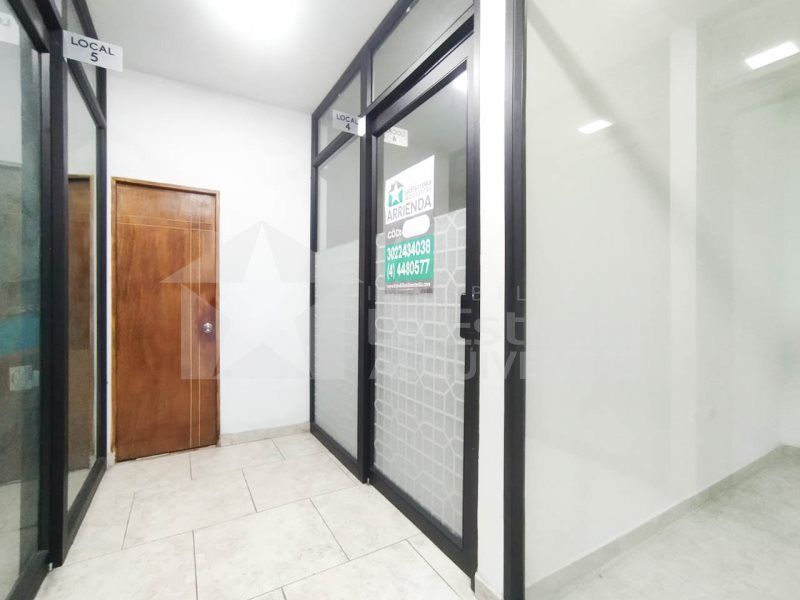 Local en arriendo Antioquia La Estrella Centro 15 m2 Habitaciones 0 Baños 1 Garajes 0 Precio $1100000