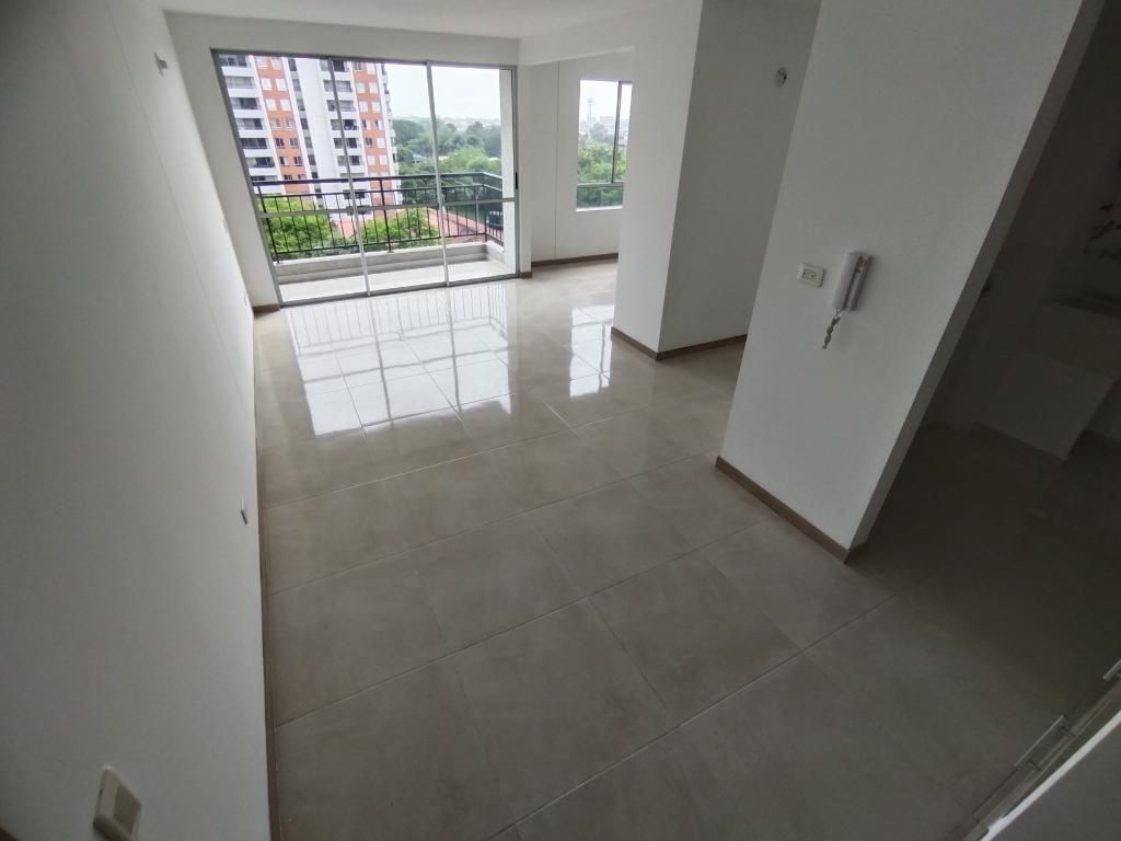 Apartamento en arriendo Valle Del Cauca Cali Prados Del Norte 70 m2 Habitaciones 2 Baños 2 Garajes 1 Precio $1850000