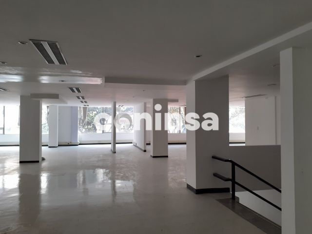 Local en arriendo Cundinamarca Bogotá La Capuchina 761 m2 Habitaciones 0 Baños 2 Garajes 0 Precio $24231600