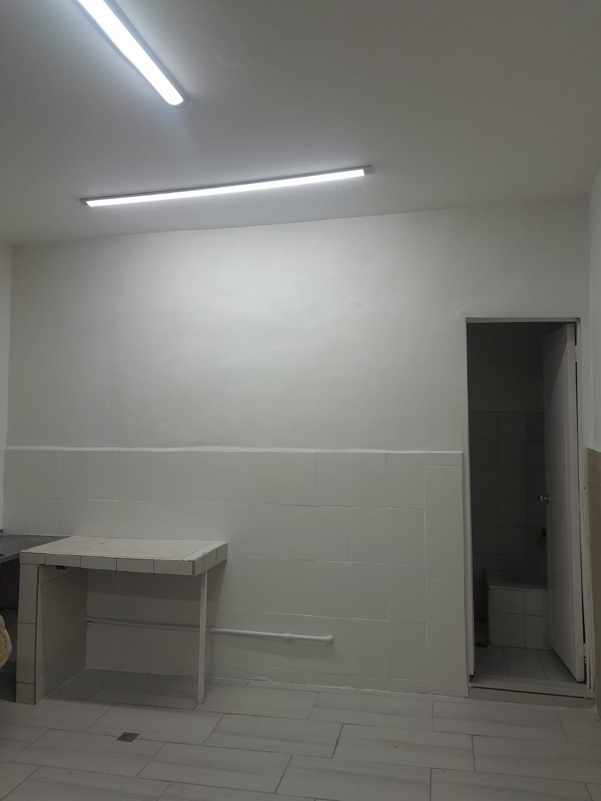 Local en arriendo Cundinamarca Bogotá Alfonso López 20 m2 Habitaciones 0 Baños 1 Garajes 0 Precio $900000