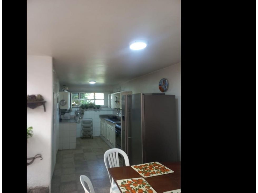 Casa en venta Antioquia Medellín Simon Bolivar 260 m2 Habitaciones 4 Baños 3 Garajes 1 Precio $820000000