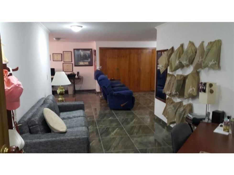 Apartamento en venta Caldas Manizales La Rambla 240 m2 Habitaciones 3 Baños 4 Garajes 2 Precio $600000000