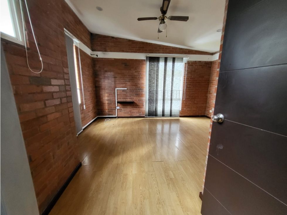 Casa en venta Caldas Manizales Altos Del Capri 120 m2 Habitaciones 3 Baños 3 Garajes 1 Precio $330000000