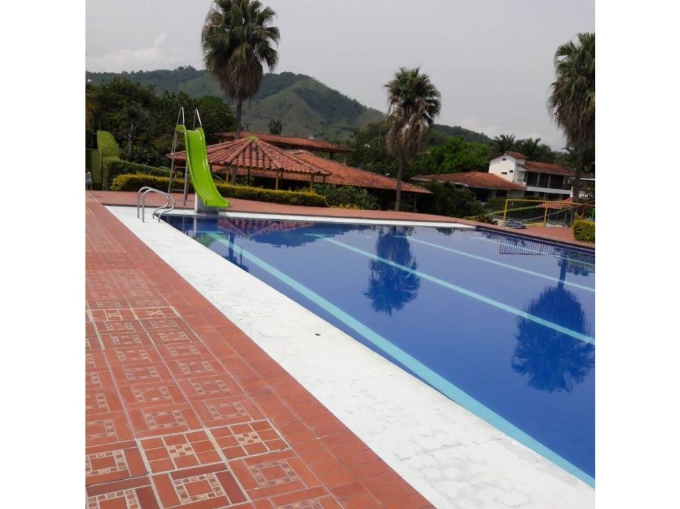 Casa Campestre en venta Caldas Manizales Manizales 350 m2 Habitaciones 4 Baños 2 Garajes 3 Precio $650000000