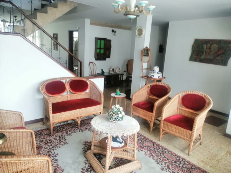 Casa en venta Caldas Manizales Palermo Bajo 216 m2 Habitaciones 4 Baños 2 Garajes 1 Precio $720000000
