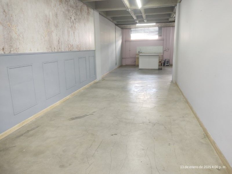 Oficina en arriendo Antioquia Itagüí La Esmeralda 75 m2 Habitaciones 0 Baños 1 Garajes 4 Precio $2650000