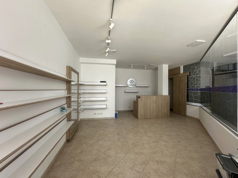 Local en arriendo Antioquia Rionegro Centro 28 m2 Habitaciones 0 Baños 1 Garajes 0 Precio $2200000