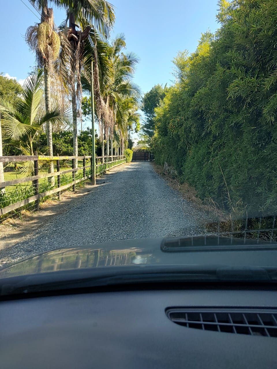 Finca en venta Antioquia Rionegro Gualanday 450 m2 Habitaciones 4 Baños 6 Garajes 5 Precio $4000000000