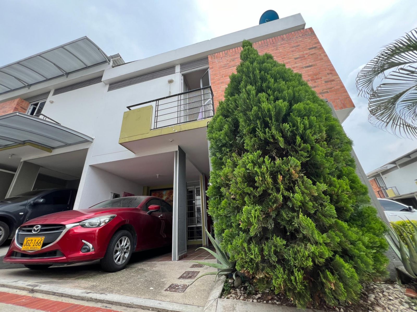 Casa en venta Santander Floridablanca Cr Valmonti 125 m2 Habitaciones 3 Baños 2 Garajes 1 Precio $590000000