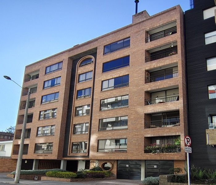 Apartamento en venta Cundinamarca Bogotá Antiguo Country 67 m2 Habitaciones 1 Baños 2 Garajes 1 Precio $499000000