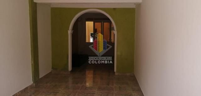 Casa en venta Tolima Ibagué Ub Villa Vanesa 180 m2 Habitaciones 4 Baños 2 Garajes 2 Precio $260000000