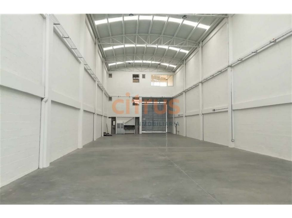 Bodega en arriendo Antioquia Rionegro Rionegro 527 m2 Habitaciones 0 Baños 6 Garajes 4 Precio $14756000