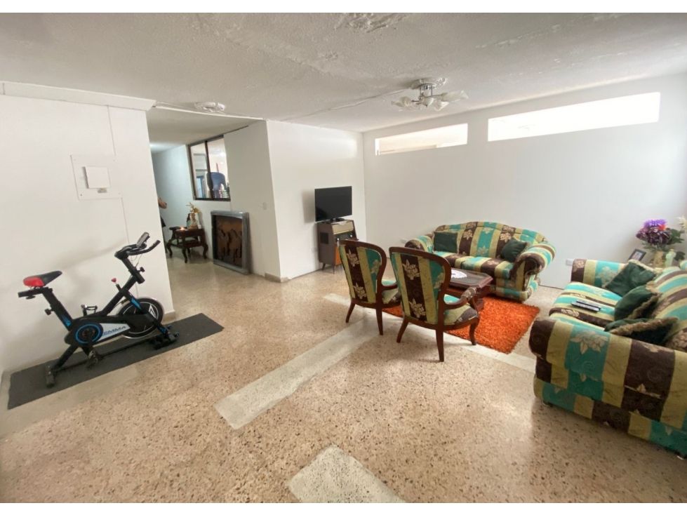 Local en venta Caldas Manizales Lleras 300 m2 Habitaciones 0 Baños 6 Garajes 0 Precio $980000000