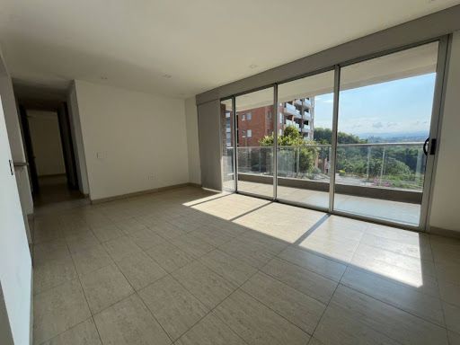 Apartamento en arriendo Risaralda Pereira Pereira 102 m2 Habitaciones 2 Baños 3 Garajes 1 Precio $3800000