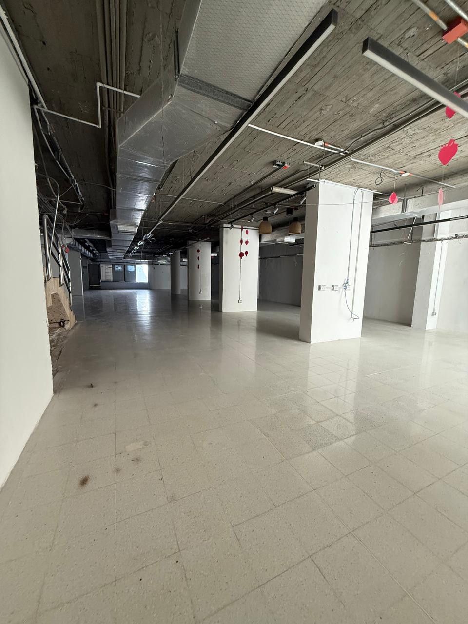 Local en arriendo Bolívar Cartagena Boca Grande 500 m2 Habitaciones 0 Baños 2 Garajes 1 Precio $30000000