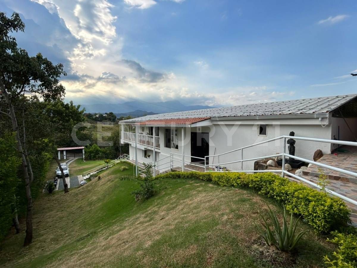 Casa en venta Valle Del Cauca Jamundí Primero De Mayo 388 m2 Habitaciones 5 Baños 5 Garajes 7 Precio $950000000