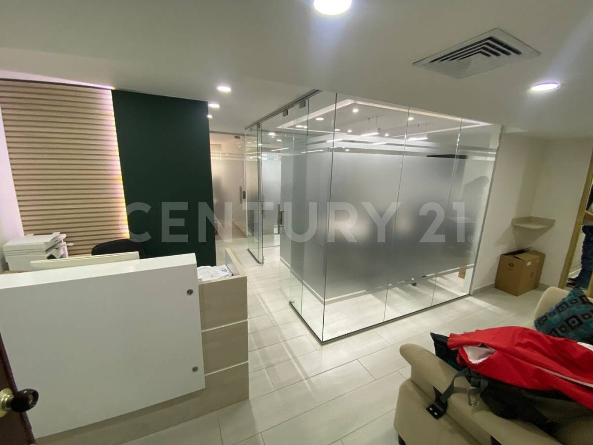 Oficina en venta Valle Del Cauca Cali San Pedro 61 m2 Habitaciones 0 Baños 2 Garajes 1 Precio $319000000