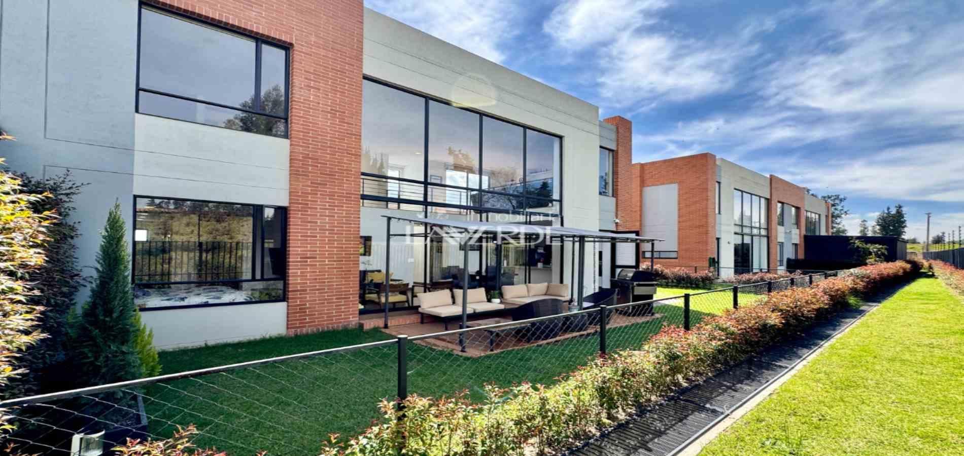 Casa en venta Cundinamarca Cajicá Cajica 158 m2 Habitaciones 3 Baños 3 Garajes 3 Precio $1200000000