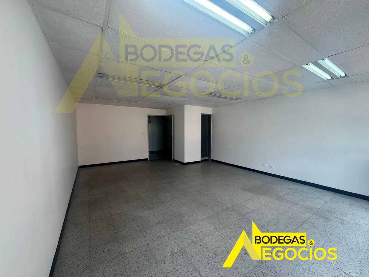 Oficina en venta Antioquia Medellín Perpetuo Socorro 40 m2 Habitaciones 0 Baños 0 Garajes 0 Precio $190000000