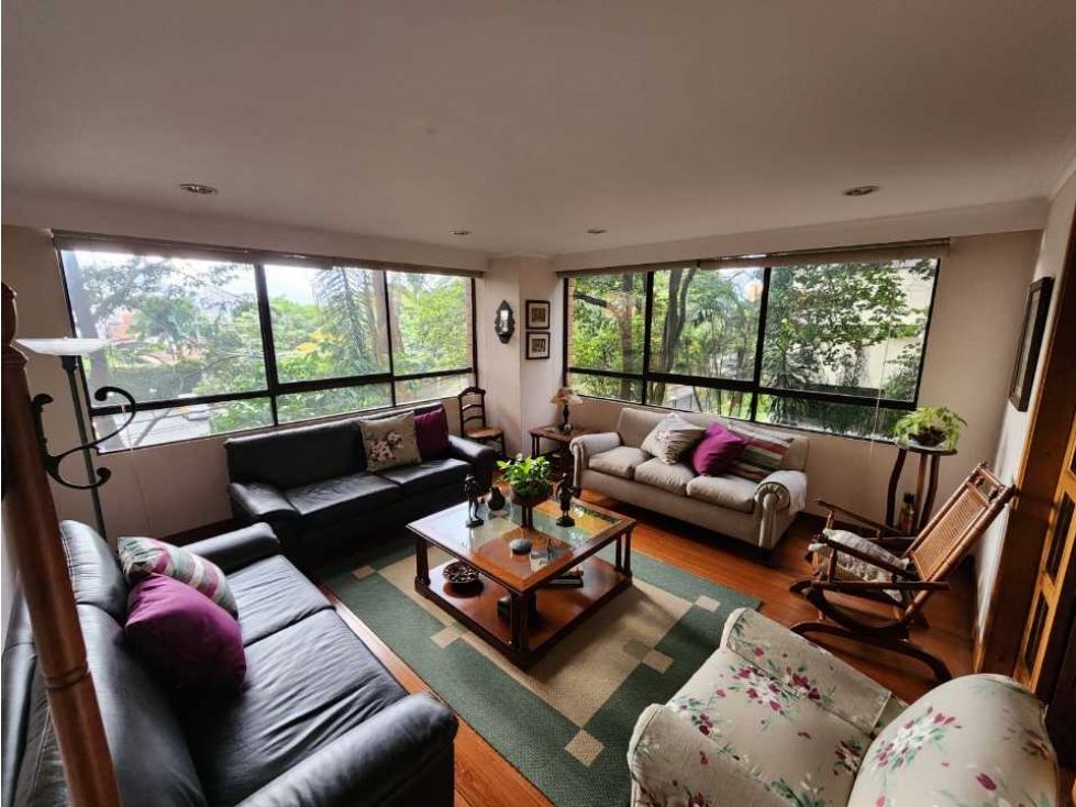 Apartamento en venta Antioquia Medellín Santa Maria De Los Angeles 201 m2 Habitaciones 3 Baños 4 Garajes 2 Precio $1050000000