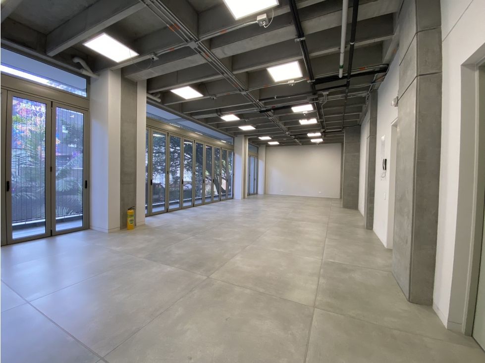 Oficina en arriendo Antioquia Medellín El Poblado 132 m2 Habitaciones 0 Baños 1 Garajes 0 Precio $13000000